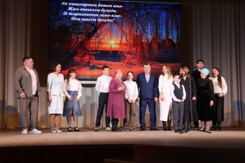 Роберт Сәләхиевне искә алу чарасыннан безнең фотолар