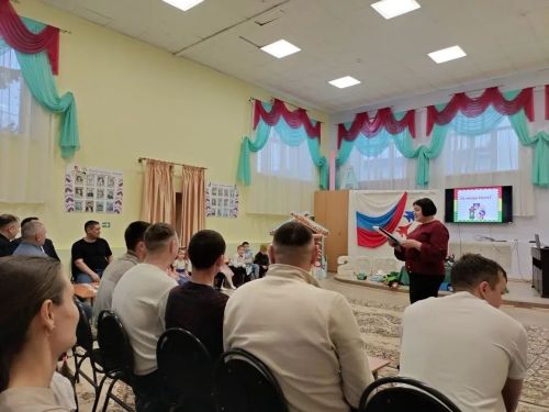 «Әти белән — хәвефсез!»: «Каенкай» балалар бакчасында Ватанны саклаучылар көнен файдалы уздырдылар