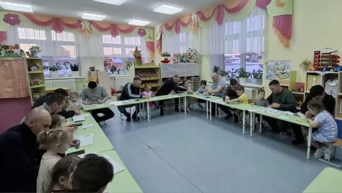 Әти белән бергәләп, була соң ниләр эшләп?
