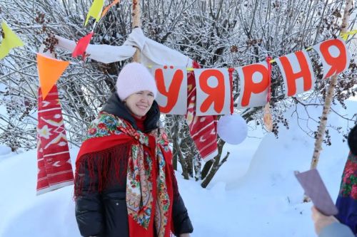 Хуш киләсең, көләч яз: Мари Суыксуында узган Уйярня бәйрәменнән безнең репортаж