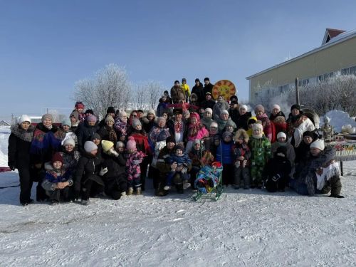 Хуш киләсең, көләч яз: Мари Суыксуында узган Уйярня бәйрәменнән безнең репортаж