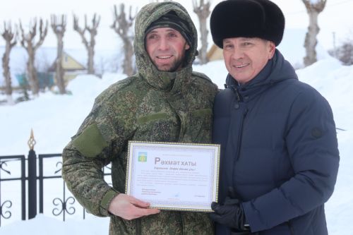 Актанышның батыр, кыю уллары һәм кызлары Ватанны саклаучылар көнендә хөрмәтләнде