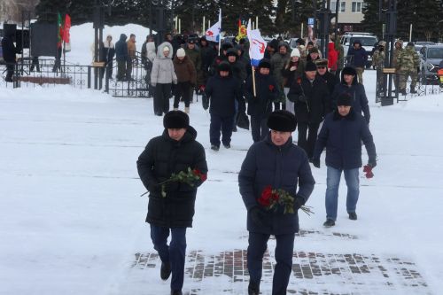 Актанышта Ватанны саклаучылар көненә багышланган тантанадан безнең репортаж