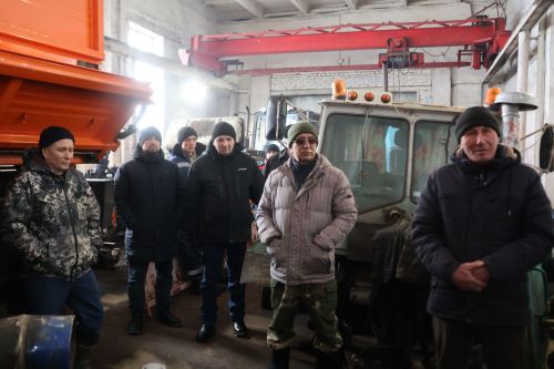 Чәчү кампаниясенә әзерлек техниканың төзеклеге белән генә чикләнми, хезмәт хакын да түләргә кирәк