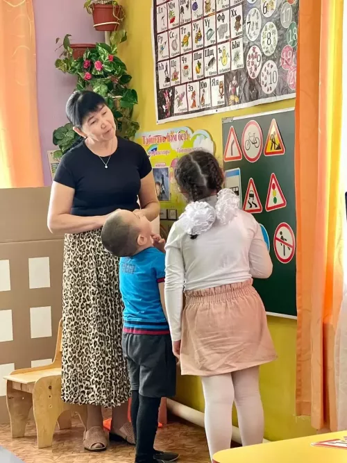 Әҗәкүл балалар бакчасында юл йөрү кагыйдәләрен өйрәнүгә багышланган чара узды