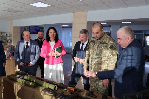 Россия Герое Рәсим Баксиковның Актаныштагы эш визитыннан фоторепортаж