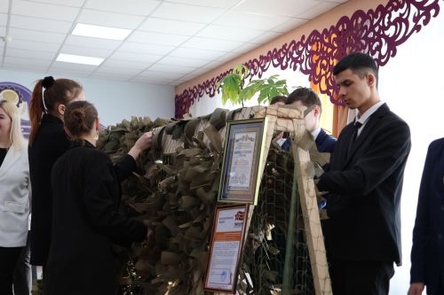 Россия Герое Рәсим Баксиковның Актаныштагы эш визитыннан фоторепортаж