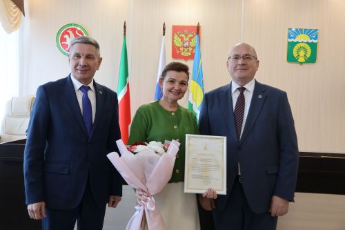Райондашларыбыз Бөтендөнья татар конгрессының рәхмәт хаты белән бүләкләнде