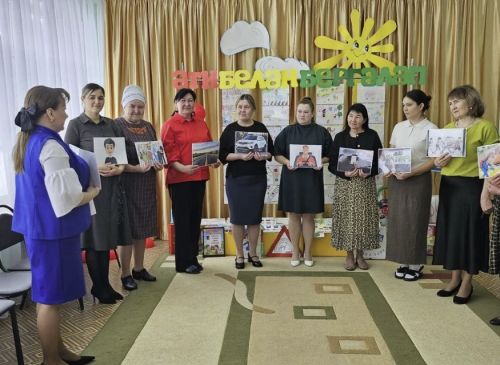 «Ромашка» балалар бакчасында тәрбиячеләр юл йөрү кагыйдәләренә өйрәтү буенча фикер алышты