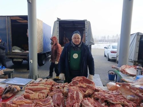 Актаныш җитештерүчеләре Чаллы халкына авыл хуҗалыгы продукциясен тәкъдим итте