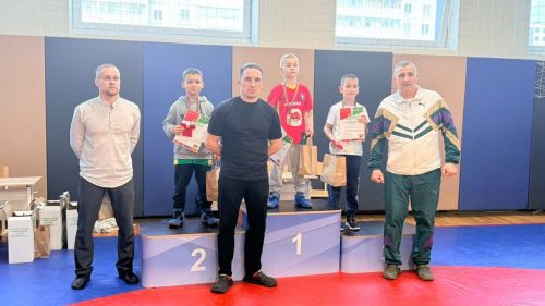 «Нур Баян» командасы Чаллының юбилеена багышланган көрәш ярышында уңышлы чыгыш ясады