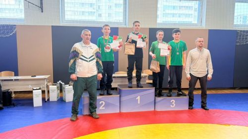 «Нур Баян» командасы Чаллының юбилеена багышланган көрәш ярышында уңышлы чыгыш ясады