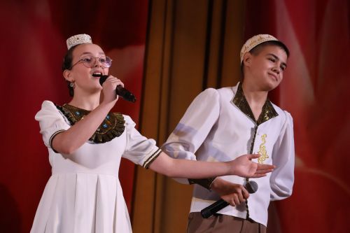 «Йолдызлык-2026»: Актаныш районы мәктәп укучыларының гала-концертыннан безнең репортаж