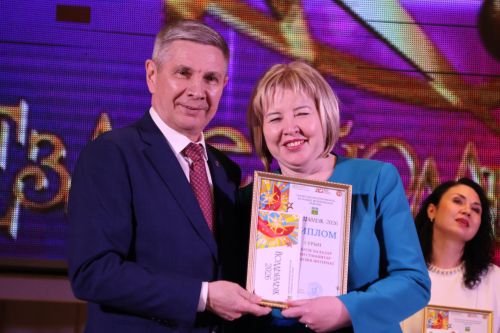 «Йолдызлык-2026»: Актаныш районы мәктәп укучыларының гала-концертыннан безнең репортаж