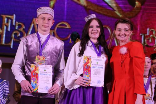 «Йолдызлык-2026»: Актаныш районы мәктәп укучыларының гала-концертыннан безнең репортаж