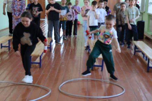 Яңа Әлем мәктәбендә язгы лагерь: күңелле, файдалы һәм истәлекле ял