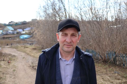 Актаныш авылында башкарма комитеты җитәкчесе Камил Әхмәтгалиев райондашларны чисталык икеайлыгында актив катнашырга чакыра