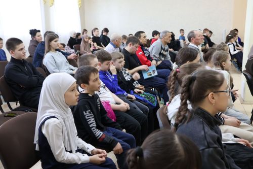 Актанышта махсус хәрби операция батыры Нияз Фәррахов истәлегенә багышланган ачык шахмат турниры уза