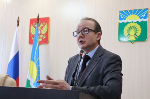 Илфак Барыев санитар-экологик икеайлыкта хәл ителергә тиешле мәсьәләләр белән таныштырды
