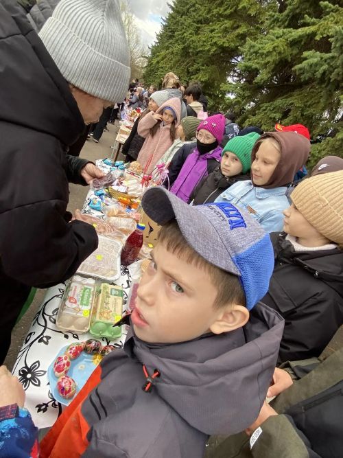 Актанышның 2нче санлы мәктәбендә хәйрия ярминкәсе һәм «Карга боткасы» бәйрәме узды