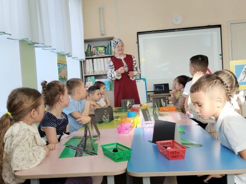 «Алтынчәч» балалар бакчасында ачык дәрес узды