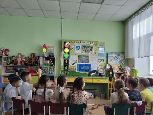 «Алтынчәч» балалар бакчасында ачык дәрес узды
