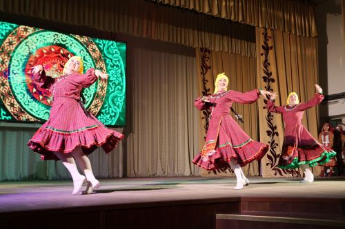 «Агыйдел» дәүләт җыр һәм бию ансамбленең «Җырланмаган әле безнең җыр» концертыннан репортаж