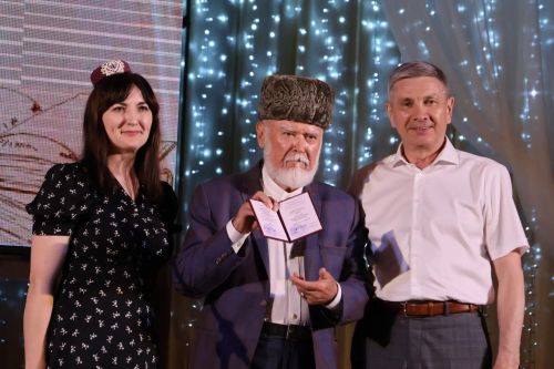 Актаныш районы гамәлгә куйган 15нче Гамил Афзал премиясенә Роберт Батулла лаек булды
