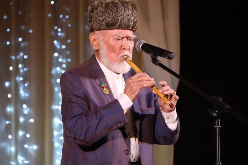 Гамил Афзал бүләге иясе Роберт Батулла тамашачыларны әсир итте
