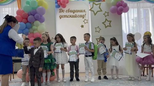 «Алтынчәч» балалар бакчасы нәни блогерлары бакча белән хушлашты