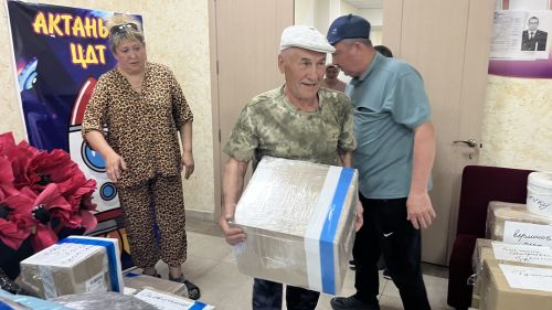 Халык көче — фронтка терәк: Актаныштан чираттагы гуманитар йөк юлга чыкты