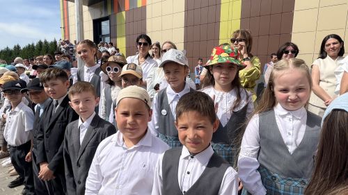 Яңа тормышка юл башы: Актаныш гуманитар гимназия-интернатында соңгы кыңгырау бәйрәме