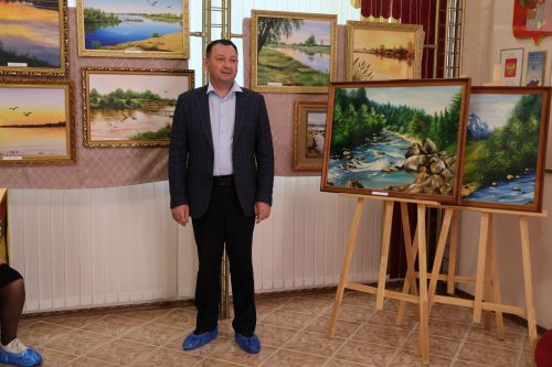 Туган якны өйрәнү музеенда Айрат Сәрвәровның “Гүзәл туган җирем” күргәзмәсе ачылды