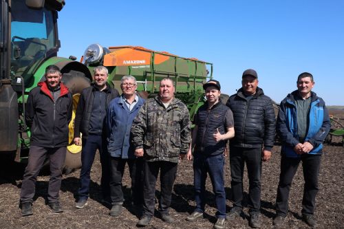 «Әнәк» агрофирмасында язгы чәчү: көненә 650 гектарга кадәр эш башкарыла