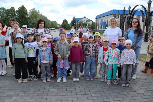 Актанышта Балаларны яклау көне зурлап билгеләп үтелде