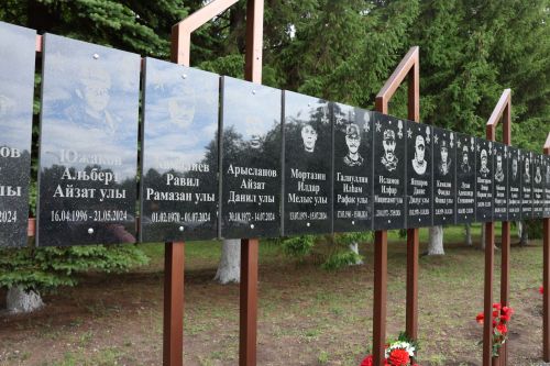 Актаныш технология техникумында каһарман ир-егетләр истәлегенә «Батырлар аллеясы» киңәйтелде