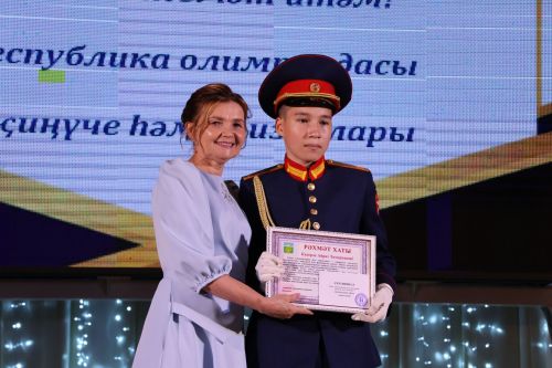 «Ватанга хезмәт итәм!»: Хәсән Заманов исемендәге кадет мәктәбе республикада сынатмады