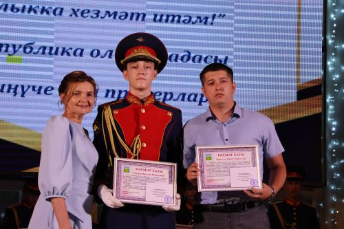 «Ватанга хезмәт итәм!»: Хәсән Заманов исемендәге кадет мәктәбе республикада сынатмады