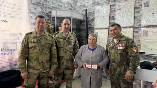 Актанышның маскировка челтәре үрүче апалары Чаллыда Волонтерлар слетында катнашты