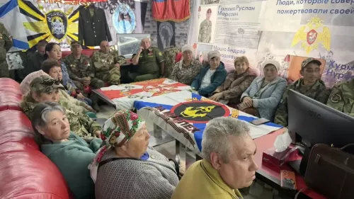 Актанышның маскировка челтәре үрүче апалары Чаллыда Волонтерлар слетында катнашты