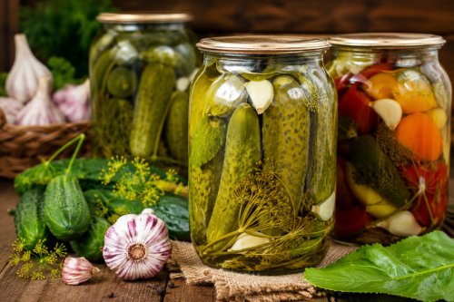 Кыяр тозлау һәм ассорти ясау өчен иң уңайлы, сыналган рецепт