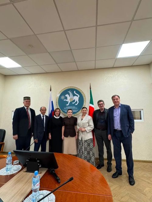 Сәләтле балалар гимназиясе укытучысы Чулпан Шәрипова филология фәннәре кандидаты булды