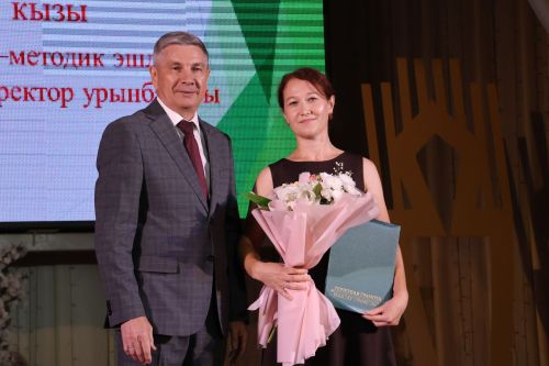 Актанышта технология техникумы студентларына дипломнар тапшырылды