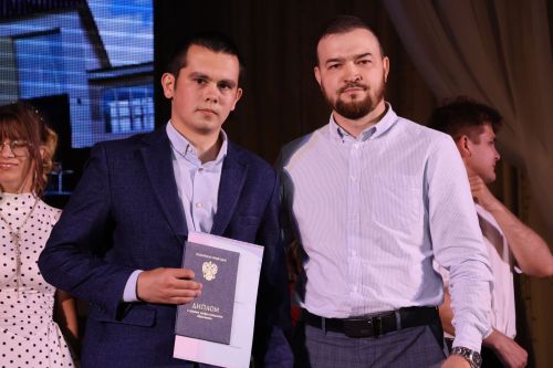 Актанышта технология техникумы студентларына дипломнар тапшырылды