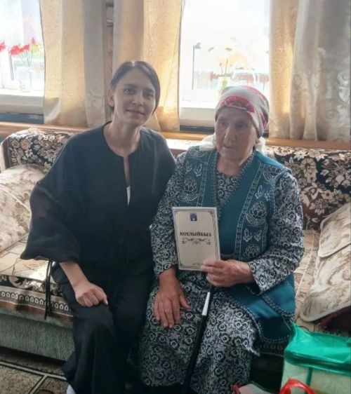Хөрмәтле юбилярга — изге теләкләр