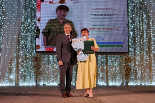 Актанышта ак халатлы фәрештәләрне хөрмәтләделәр (исемлек һәм фотолар)