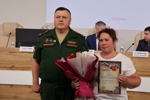 Хәрби исәп өлкәсендә хезмәт куючылар бүләкләнде