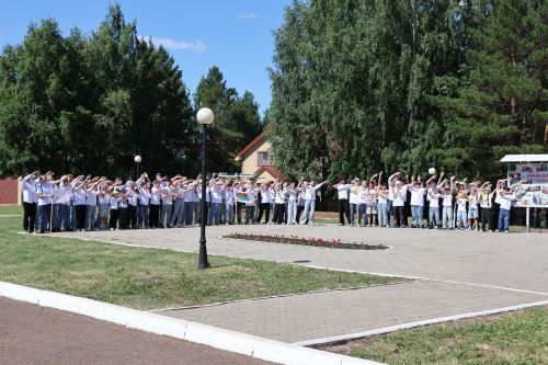 Дуслык һәм бердәмлек мохиты: «Бүләк» лагеренда 21 төбәктән килгән балалар ял итә