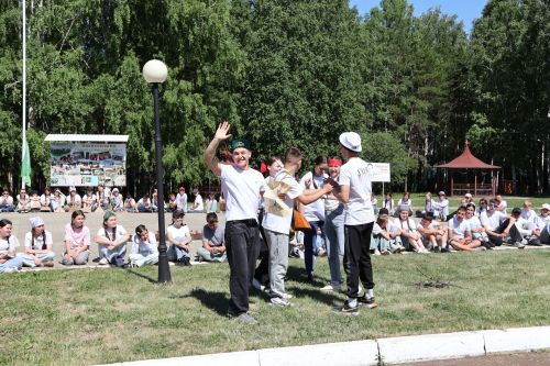 Дуслык һәм бердәмлек мохиты: «Бүләк» лагеренда 21 төбәктән килгән балалар ял итә