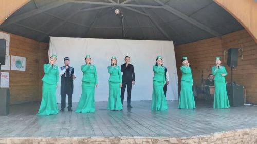 «Бүләк» лагерендә ачык һавада концерт узды